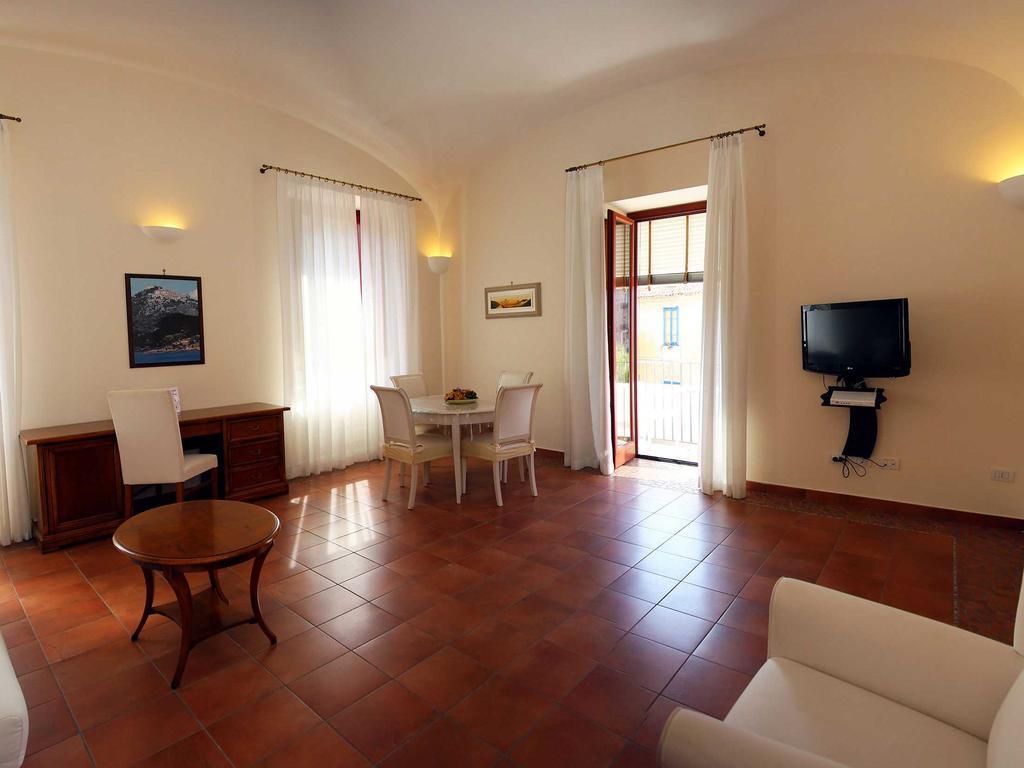 Apartamento Palazzo Iaquinto Santa Maria di Castellabate Exterior foto